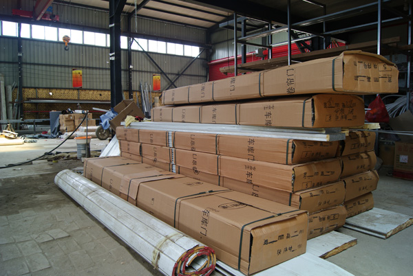 自動車庫門特點：